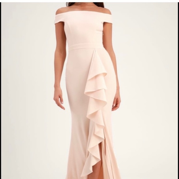 Dress - Picture 4 of 4